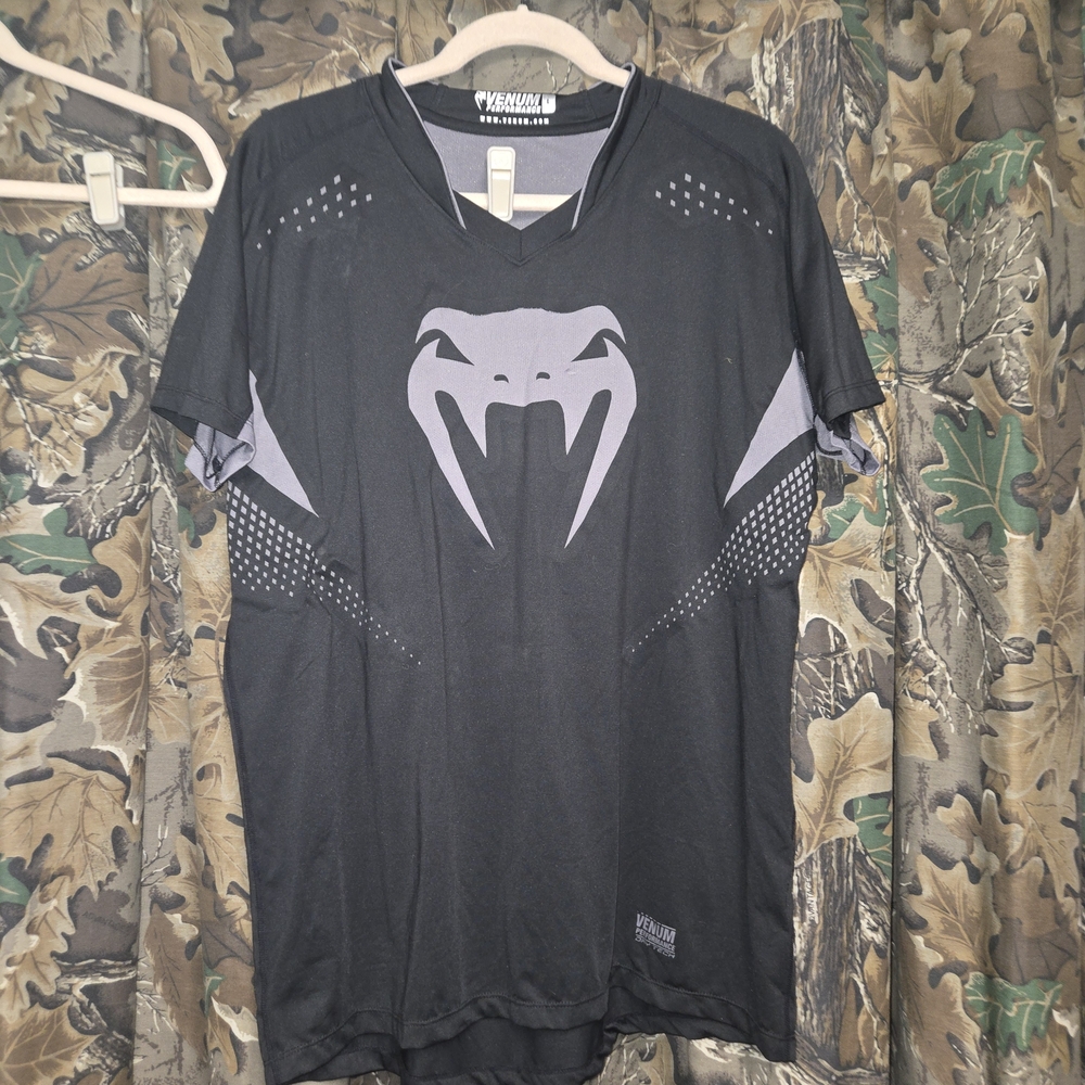 Men’s Black Athletic Short-Sleeve Shirt with Gray Logo